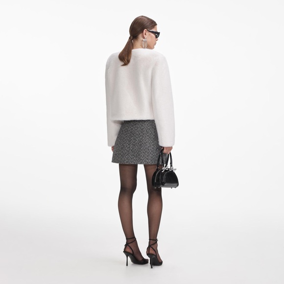 SELF-PORTRAIT CREAM FAUX FUR JACKET, size US 4/ UK 8, brand new, never worn. - Picture 3 of 16